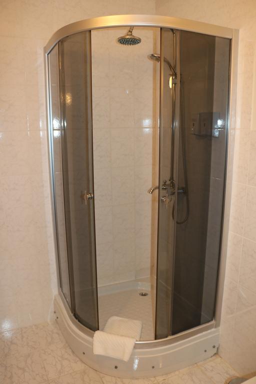 Aktau Hotel Extérieur photo