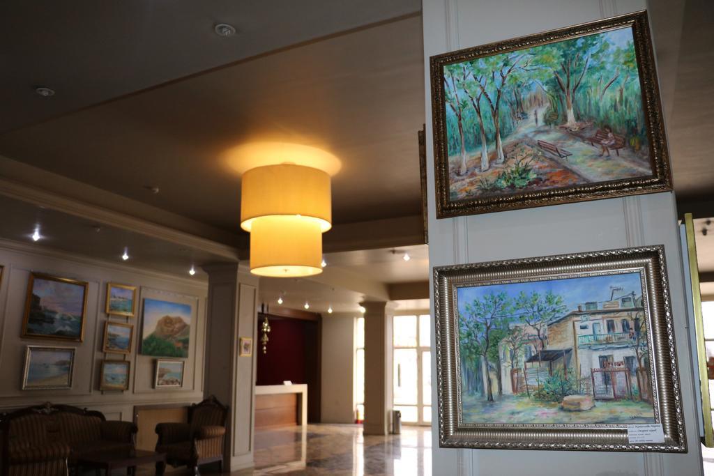 Aktau Hotel Extérieur photo
