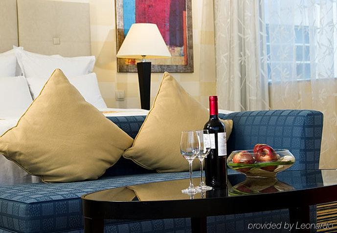 Aktau Hotel Extérieur photo